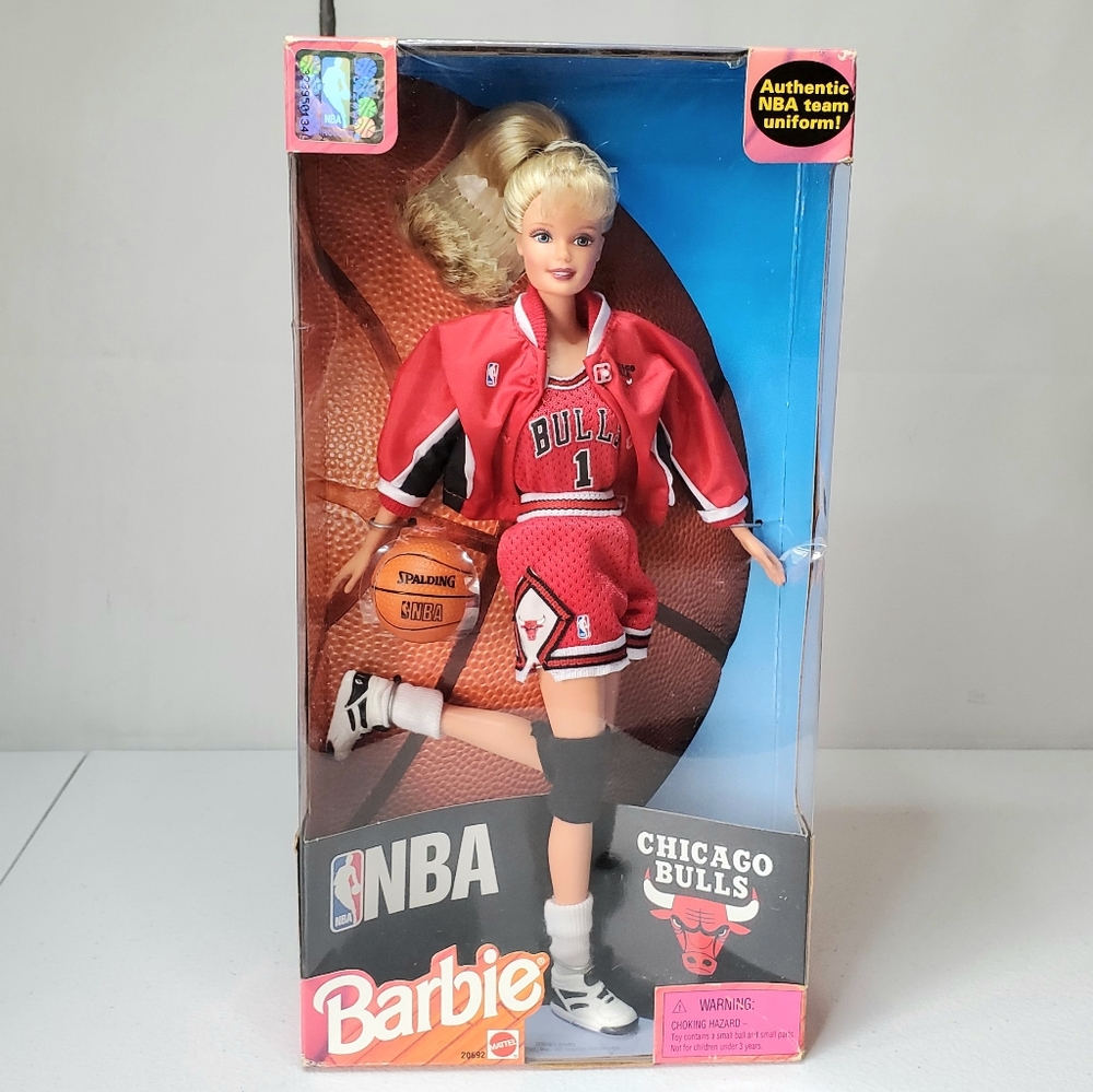 *SOLD* Mattel Officially Licensed NBA Chicago Bulls Barbie '98 Collectible Doll - Picture 14 of 14